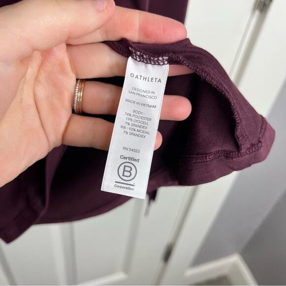 Athleta Essence Groove Maroon Layered Long Sleeve Top Size XS - Picture 4 of 7